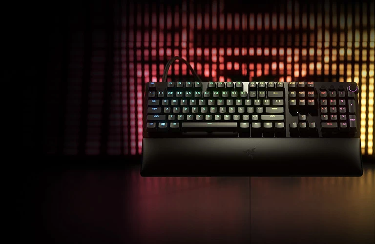 کيبورد گیمینگ ريزر Razer Huntsman V2 Analog کيبورد گیمینگ ريزر Razer Huntsman V2 Analog