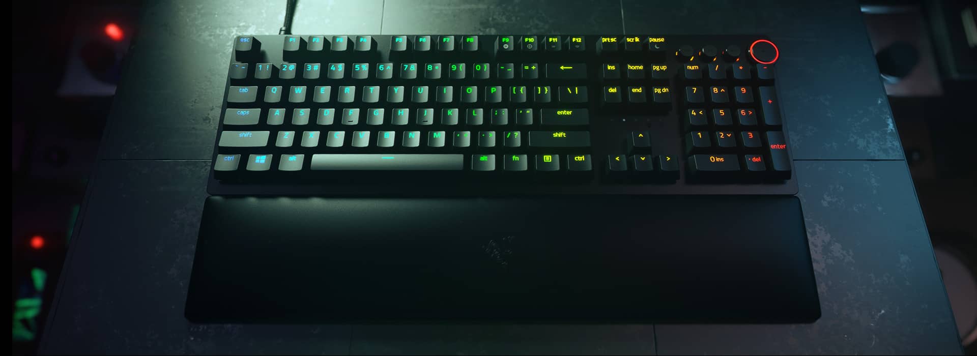 کيبورد گیمینگ ريزر مدل RAZER Huntsman V2 Red Switch