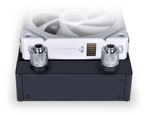 فن کیس لیان لی Lian Li UNI Fan SL V2 120 Triple رنگ مشکی